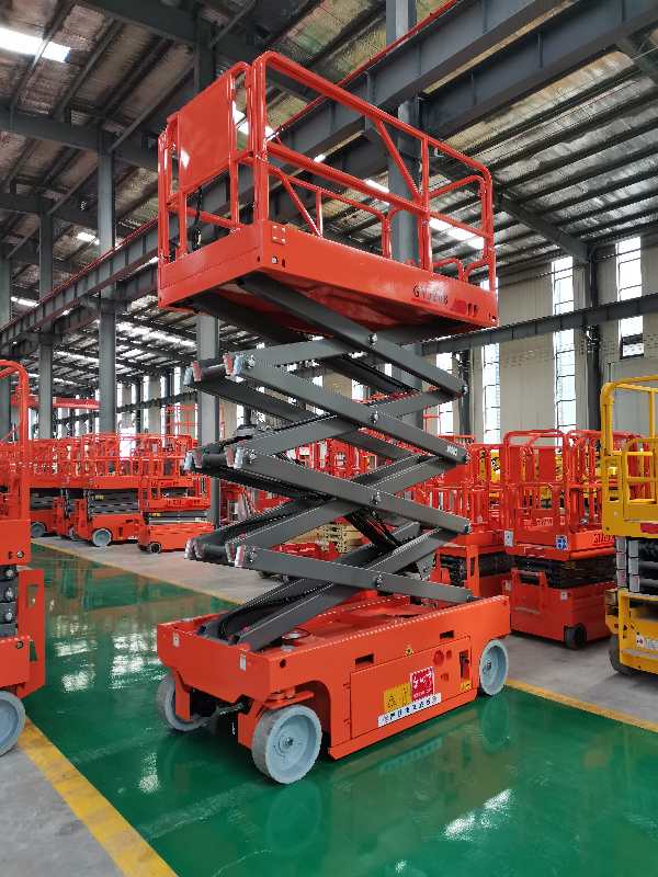 廣東升降平臺(tái)倉(cāng)庫(kù) 升降機(jī)升降平臺(tái)