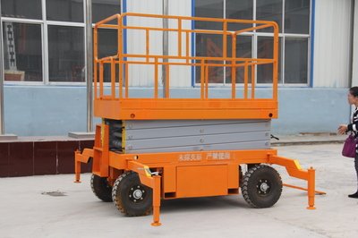 操作升降機升降平臺之前正確的準備工作是什么? 液壓升降機升降平臺